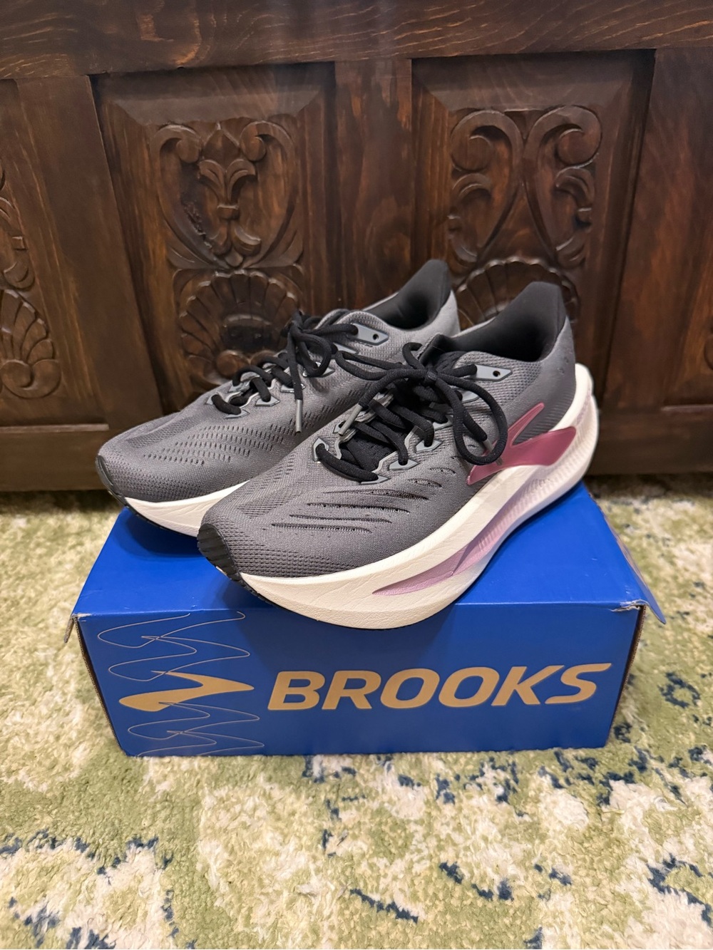 Brooks Glycerin Max 2 Women's Running Shoes New in box